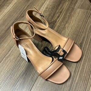 Time and Tru memory form dress shoes